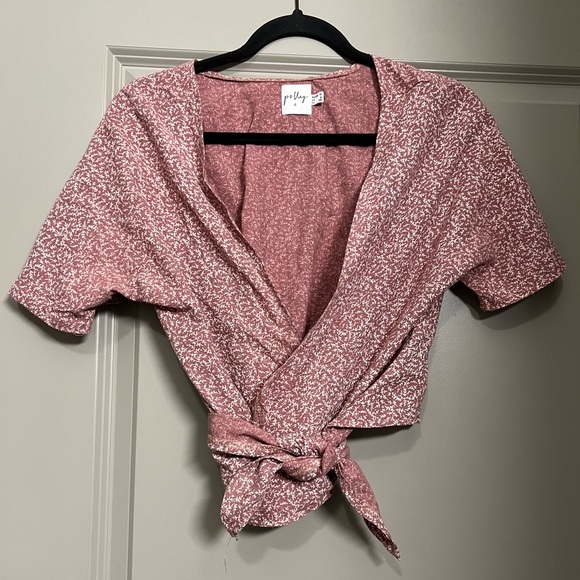 Princess Polly Pink Floral Wrap/Tie Jazzly Top - Picture 2 of 8